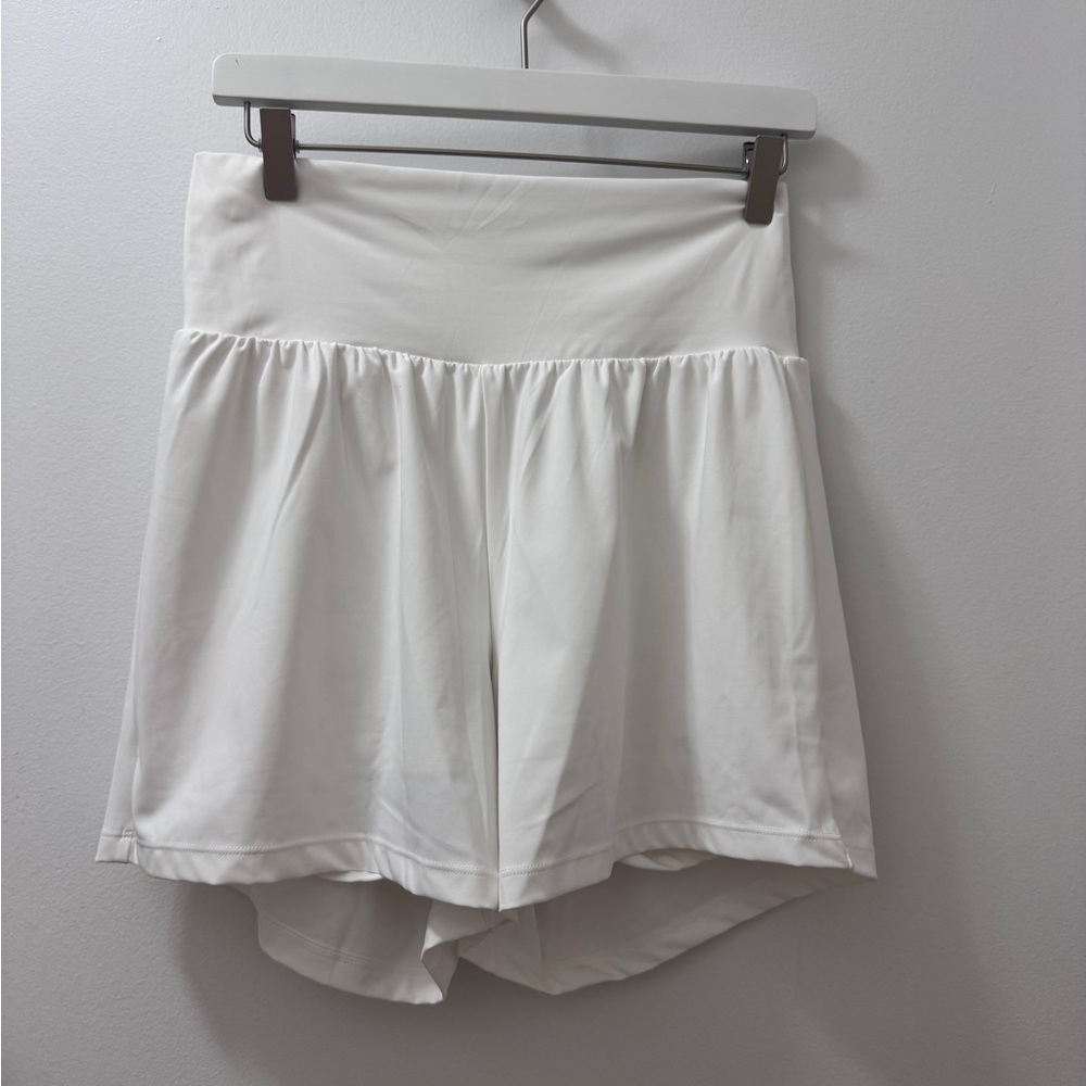 Halara High Waisted Pocket & Pocket 2-in-1 Yoga Shorts 5''- Longer Length - Sz L